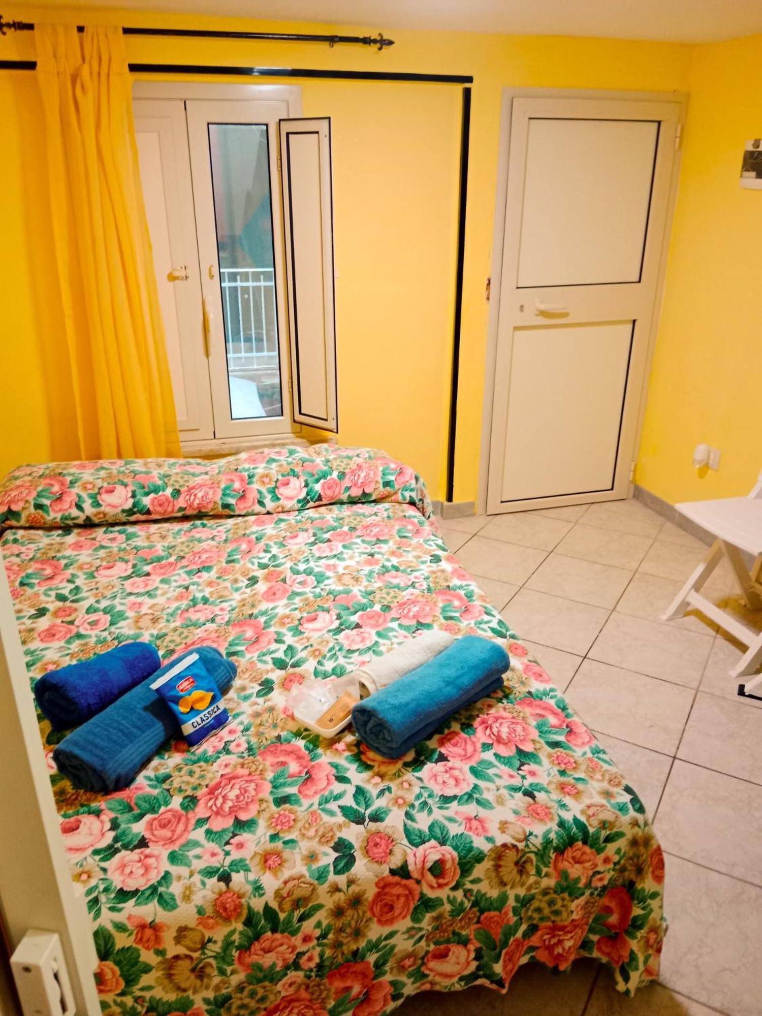 Independent Room Near Ortigia Island Syracuse Extérieur photo